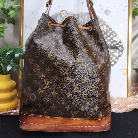 Authentic Louis Vuitton Monogram Noe Drawstring Bag W/ COA and Dust Bag - Picture 4 of 16